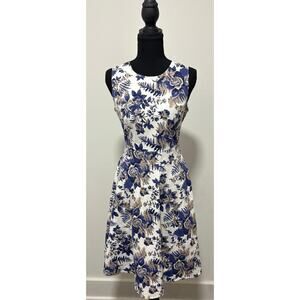 OWIN Blue White Floral Fit Flare Dress Women M Sleeveless Tie Back Cotton Blend